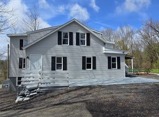 19 Sturbridge Rd, Charlton, MA 01507