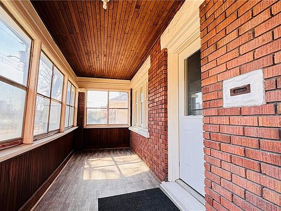 5th image of 138 Glasgow St