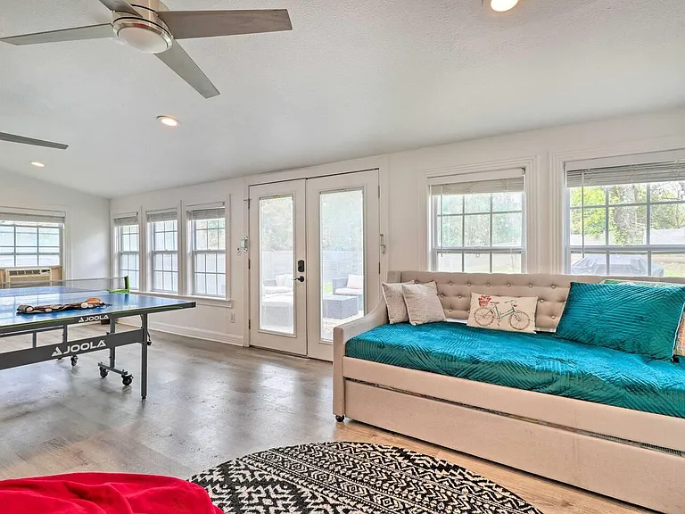 411 Ramble Ln — Photo 15