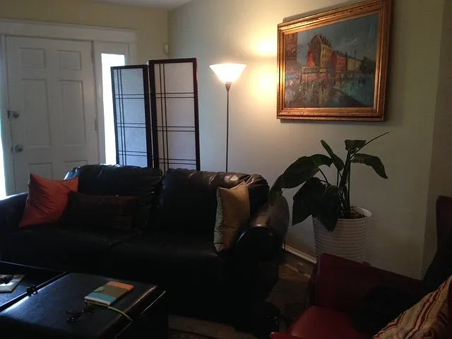 4511 Conshohocken Ave — Photo 1