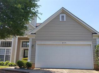 8905 Tendring Ct, Charlotte, NC 28215