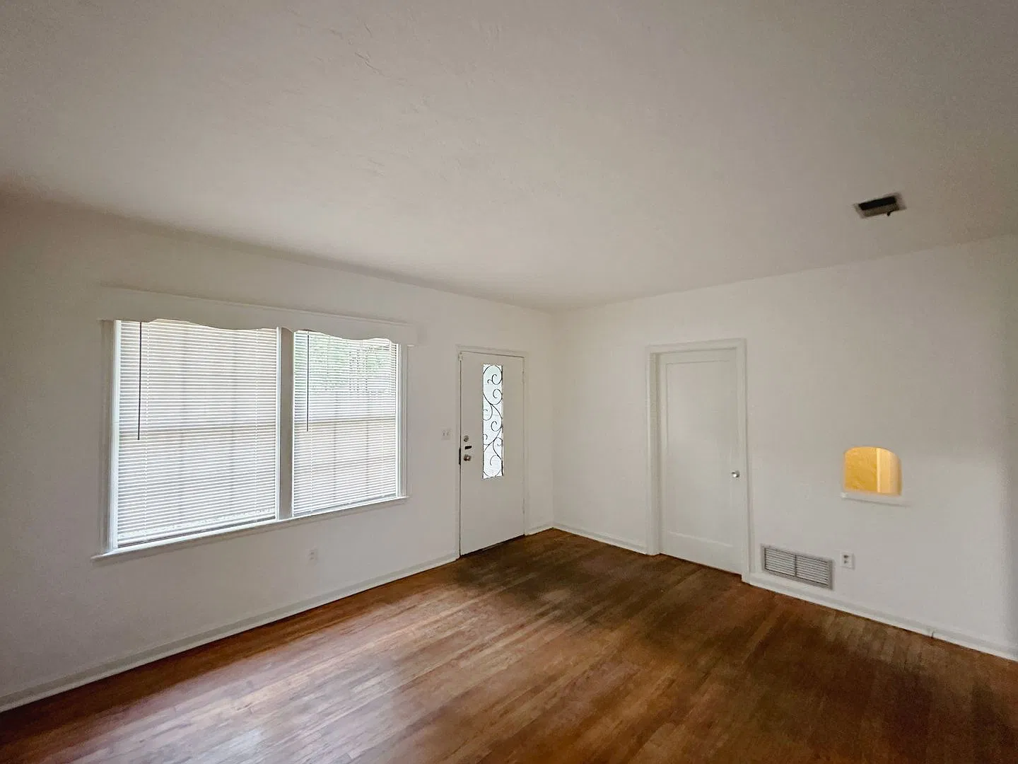 3 Bedroom, 3 Bath House in Hibiscus Park - Near UF Law! — Photo 4