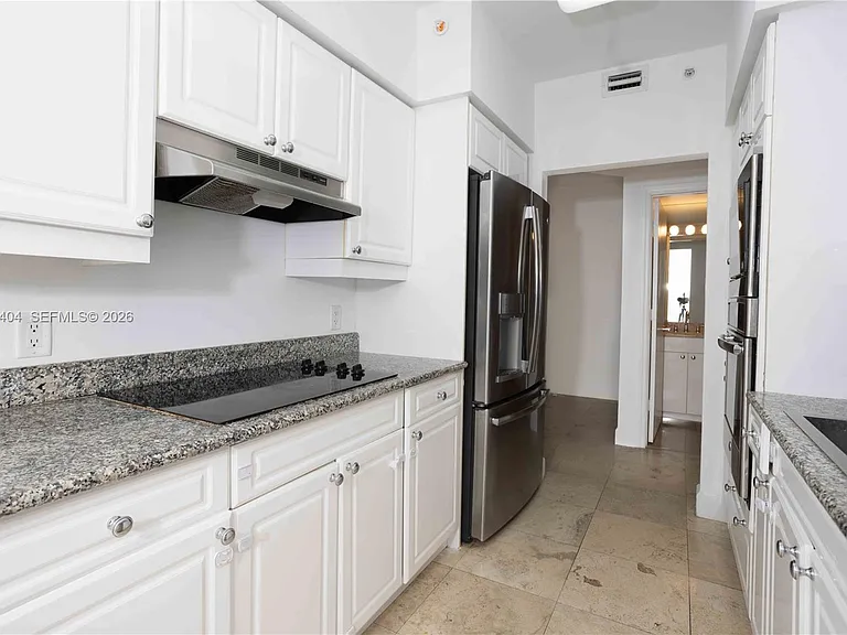 4779 Collins Ave #504 — Photo 7