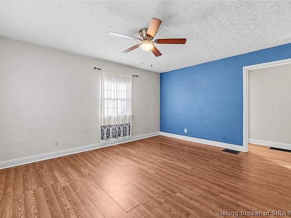 5th image of 466 Accrusia Avenue