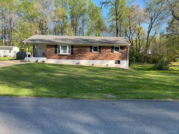 105 Parkview Dr, Lynchburg, VA 24502