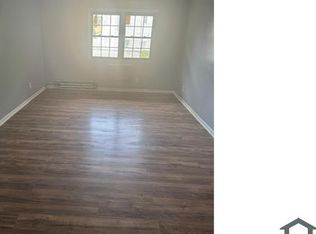 240 Oak St #27, Bridgeport, CT 06604