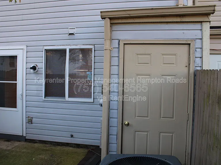 44 Lucinda Ct — Photo 41