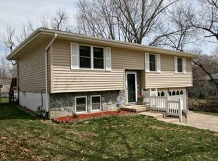 7400 NW 75th St, Kansas City, MO 64152