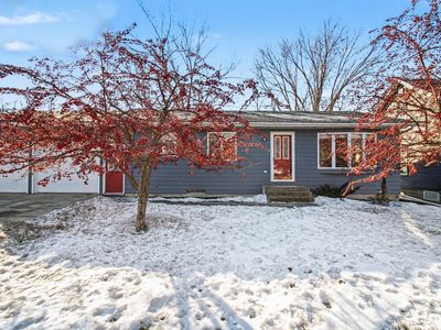 239 W Minnesota St, Le Center, MN, 56057