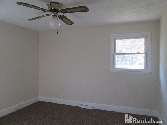 5th image of 2533 Valleyview Dr
