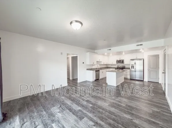 875 S Depot St #B251, Clearfield, UT 84015