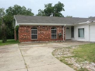 4900 Richardson St, Fort Worth, TX 76119