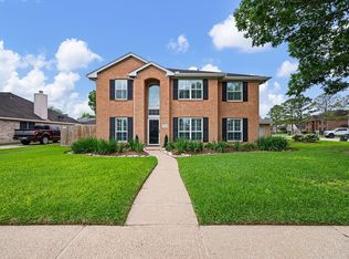 1514 Pine Ridge Ln, Pearland, TX 77581