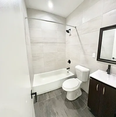 Rented by EastMount Realty LLC | media 5