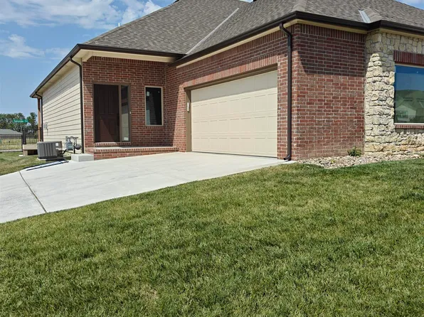 818 McCloud Cir Unit 101, Andover, KS 67002