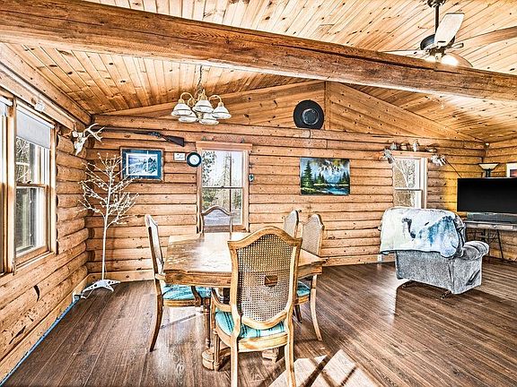 4th image of 3846 Gilbert Rd