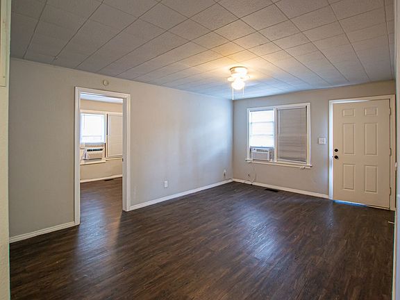 3rd image of 316 SW 27th St APT 1