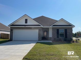 17042 Lafayette Dr, Robertsdale, AL 36567