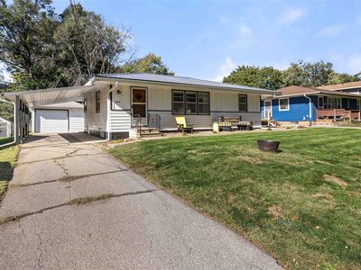 3606 E 39th Ct, Des Moines, IA, 50317