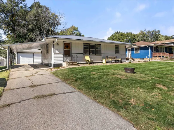 3606 E 39th Ct, Des Moines, IA 50317