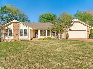 2834 S College Dr, Fayetteville, AR 72701