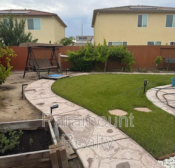 1878 Holland Ln — Photo 13