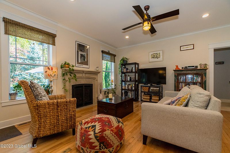 3rd image of 22 Central Avenue