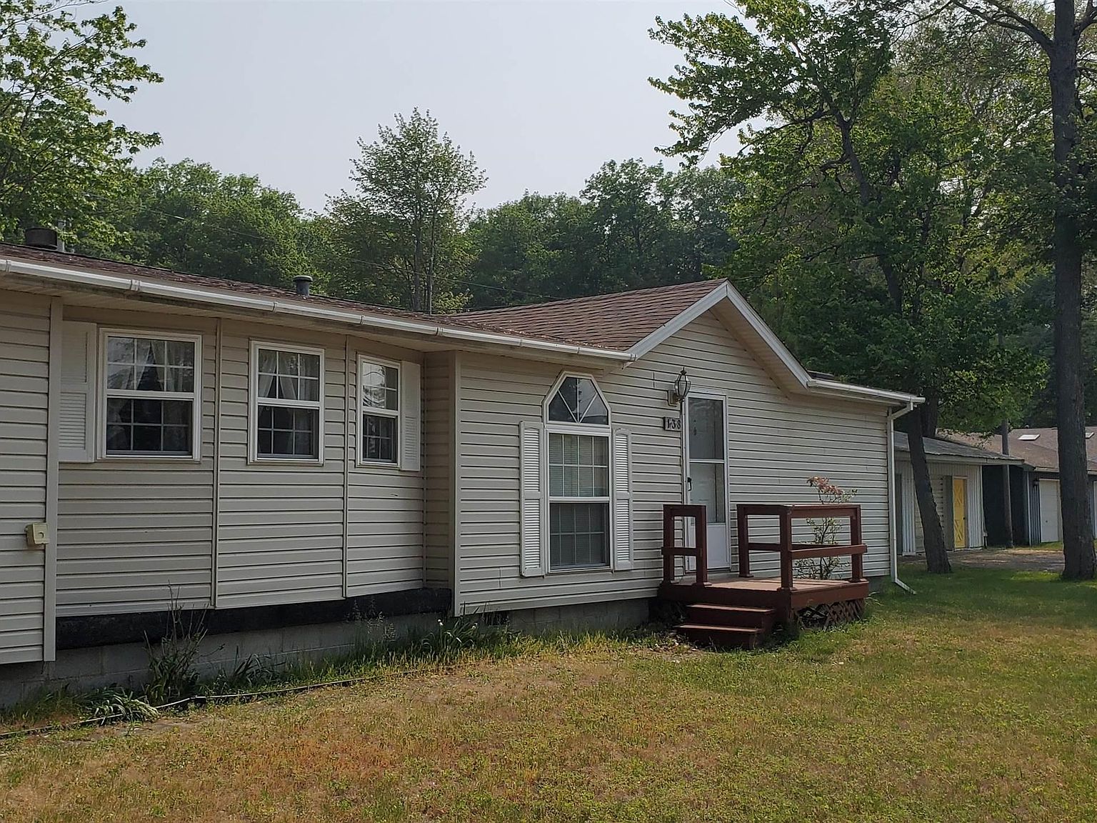 138 Warren Ave, East Tawas, MI 48730 MLS 1911982 Zillow
