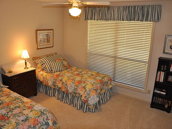 5th image of 141 Marina Dr