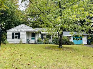 15 Amos Dr, Springfield, MA 01118