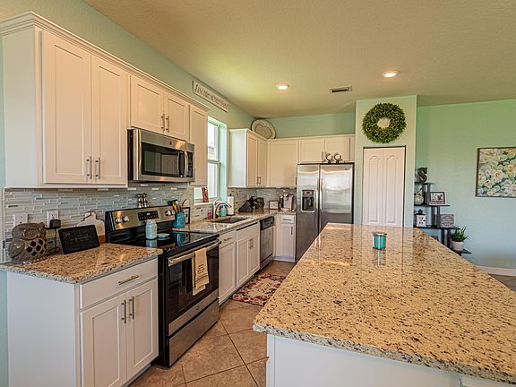 5th image of 12488 NW Stanis Ln