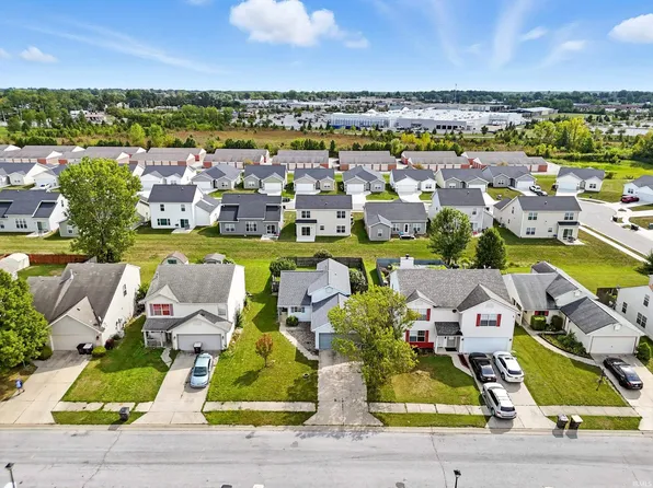 7615 Melody Cir W, Fort Wayne, IN 46816