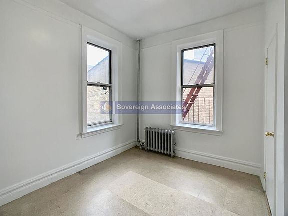 5th image of 561 W 180th St APT 3A