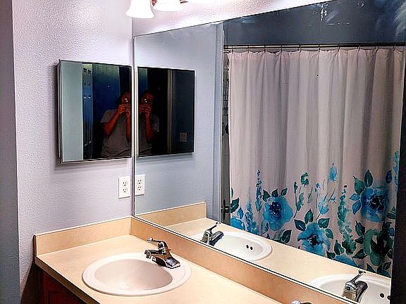 2nd image of 3693 Oakdale Cir APT 101
