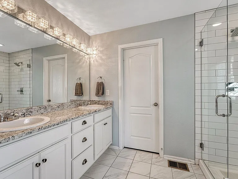 10732 Worthington Cir — Photo 30