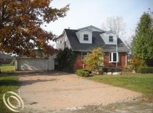 49533 Card Rd, Macomb, MI 48044