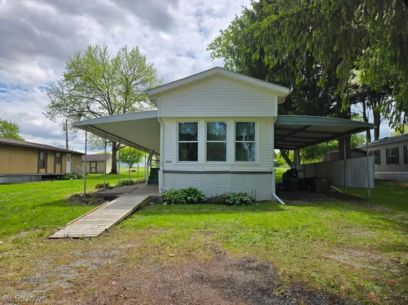 5852 Cleveland Rd #112, Wooster, OH 44691
