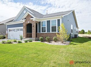 13 Vine St, Hawthorn Woods, IL 60047