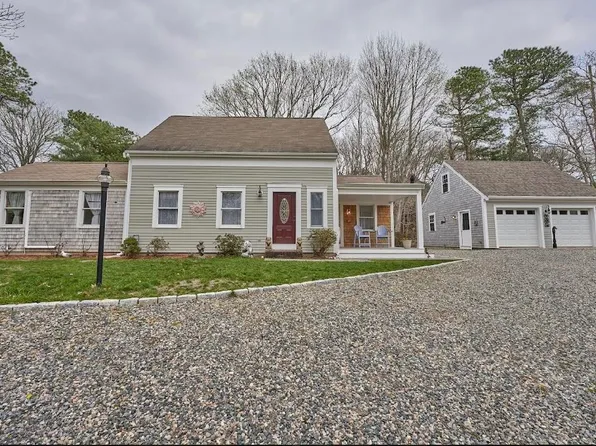 51 Holly Avenue, Brewster, MA 02631