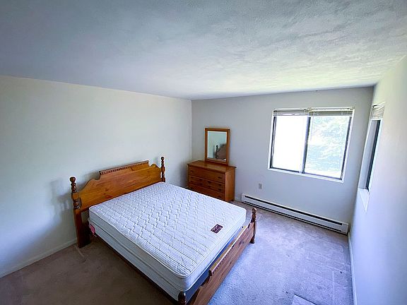 2nd image of 231 Watertree Dr