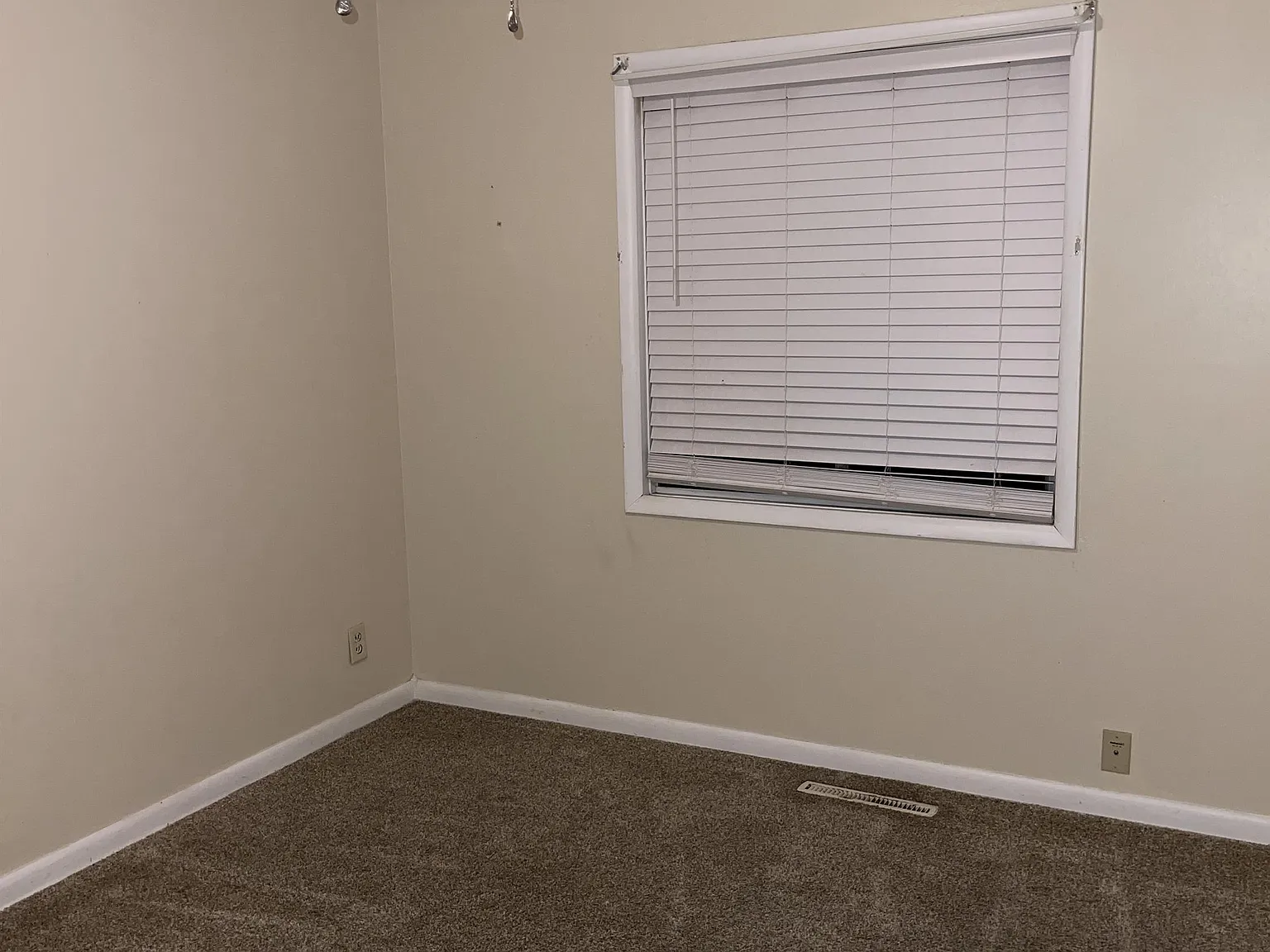 College Drive 6558 - 1 — Photo 3