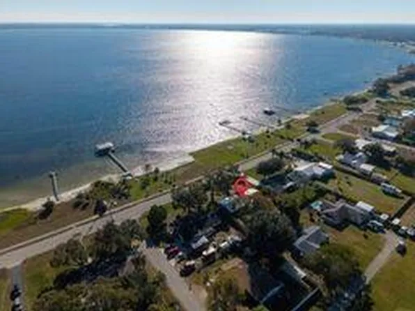 4480 Lakeview Dr, Marathon, FL 33050