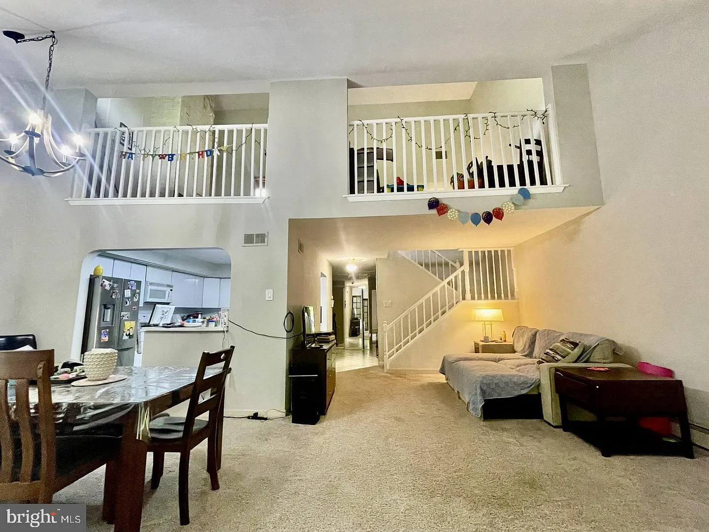 3 bed, 3.0 bath, 2146 sqft, $3,500 — Photo 4