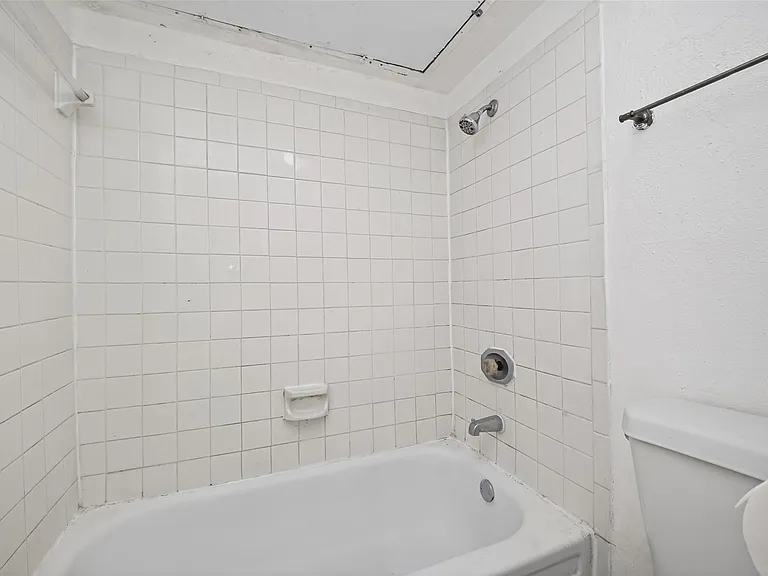 6001 Reims Rd #802 — Photo 16
