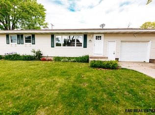 950 Woodside Rd, Muskegon, MI 49441