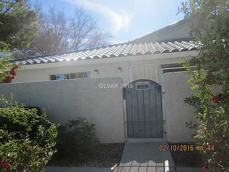 1st image of 2121 Chertsey Dr Unit B