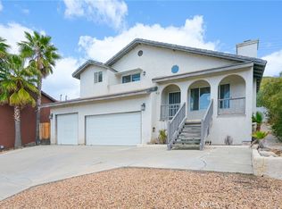 28870 Vacation Dr, Canyon Lake, CA 92587