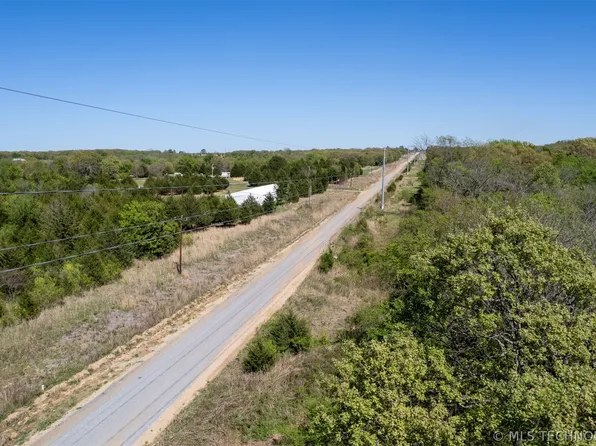 1 E 1180th Rd, Okemah, OK 74859