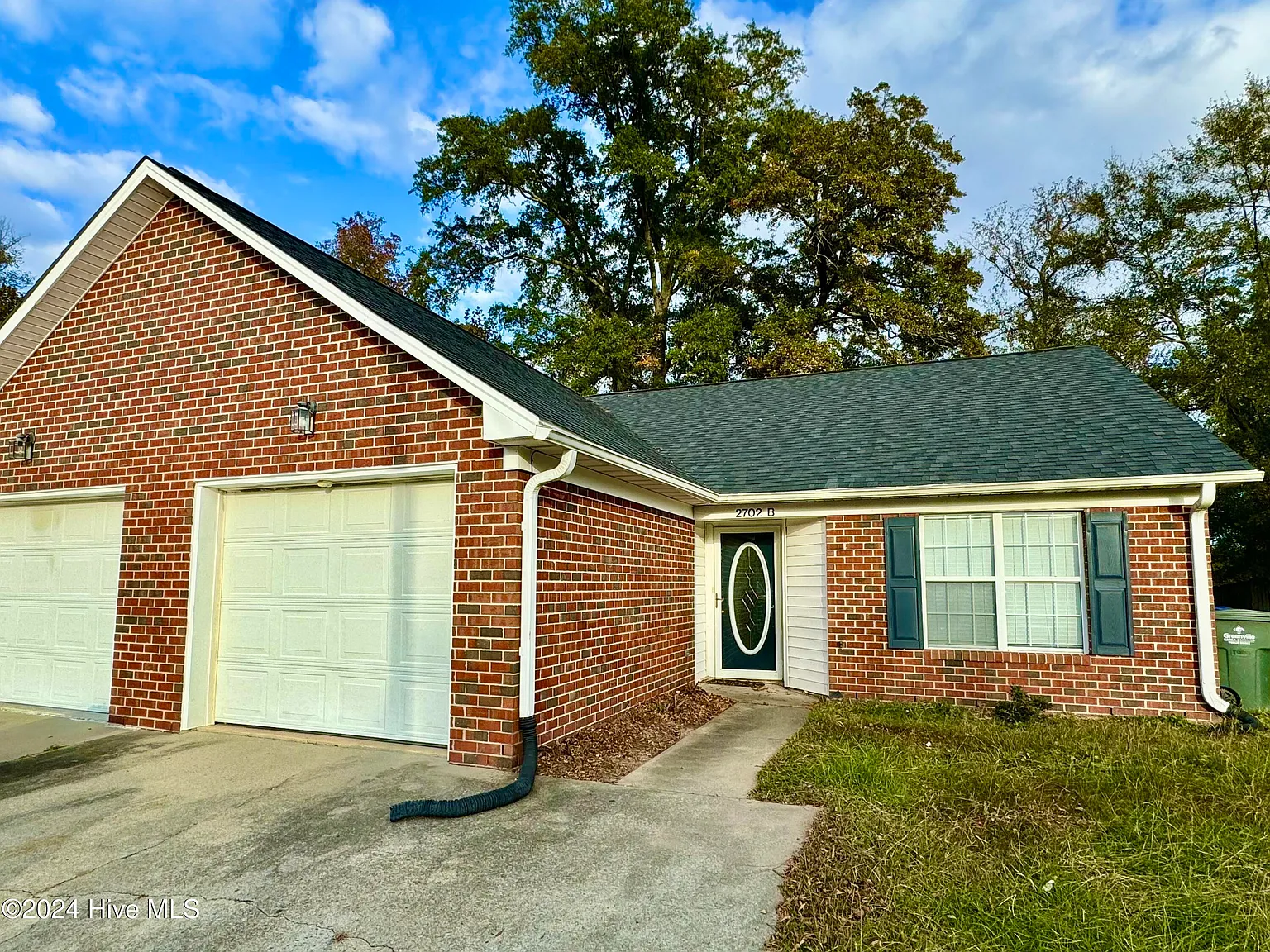 2 bed, 2.0 bath, $1,200 — Photo 1