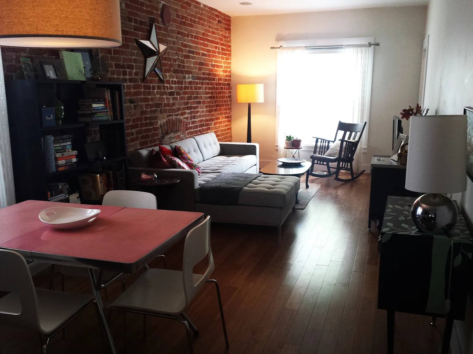 2 bed, 850 sqft, $2,550 — Photo 3